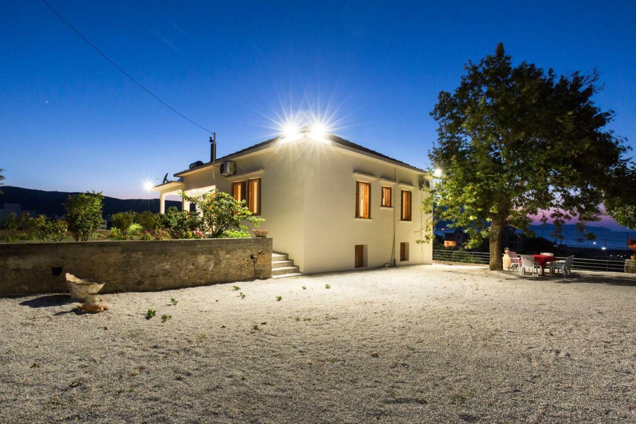 קיסאמוס Villa Alexandra מראה חיצוני תמונה
