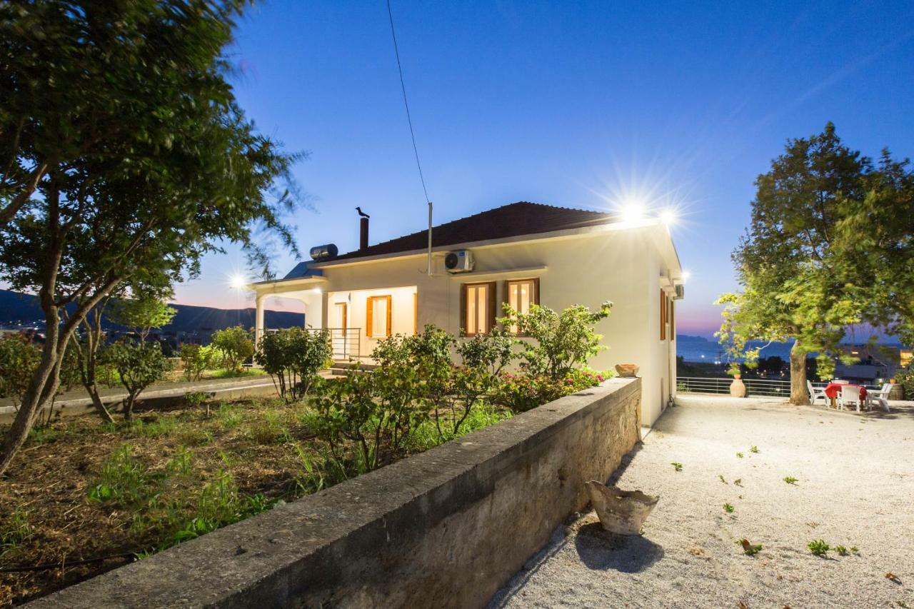 קיסאמוס Villa Alexandra מראה חיצוני תמונה